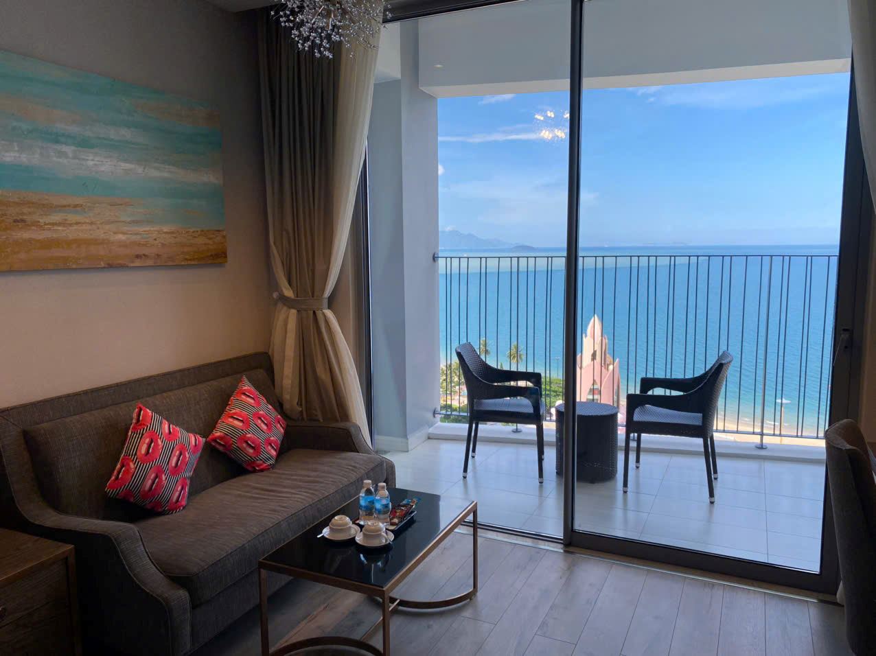 Bán căn hộ view biển tầng đẹp tại Panorama Nha Trang Diện tích: 42m² dt 3 tỷ 600 triệu