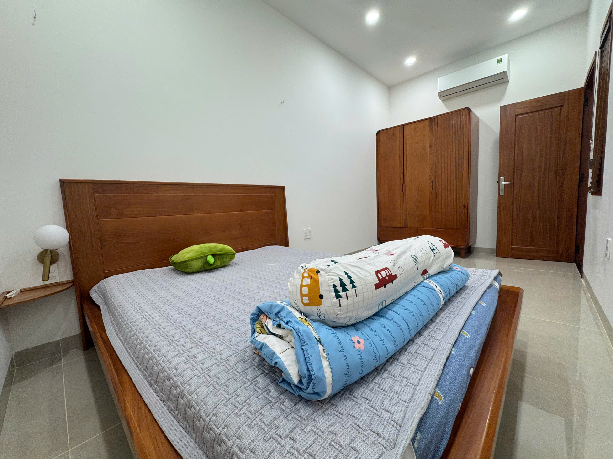 (VIP) Chính chủ cần bán căn nhà 2 tầng ở đường Phan Vinh :  diện tích 97.5m2 ngang 5m