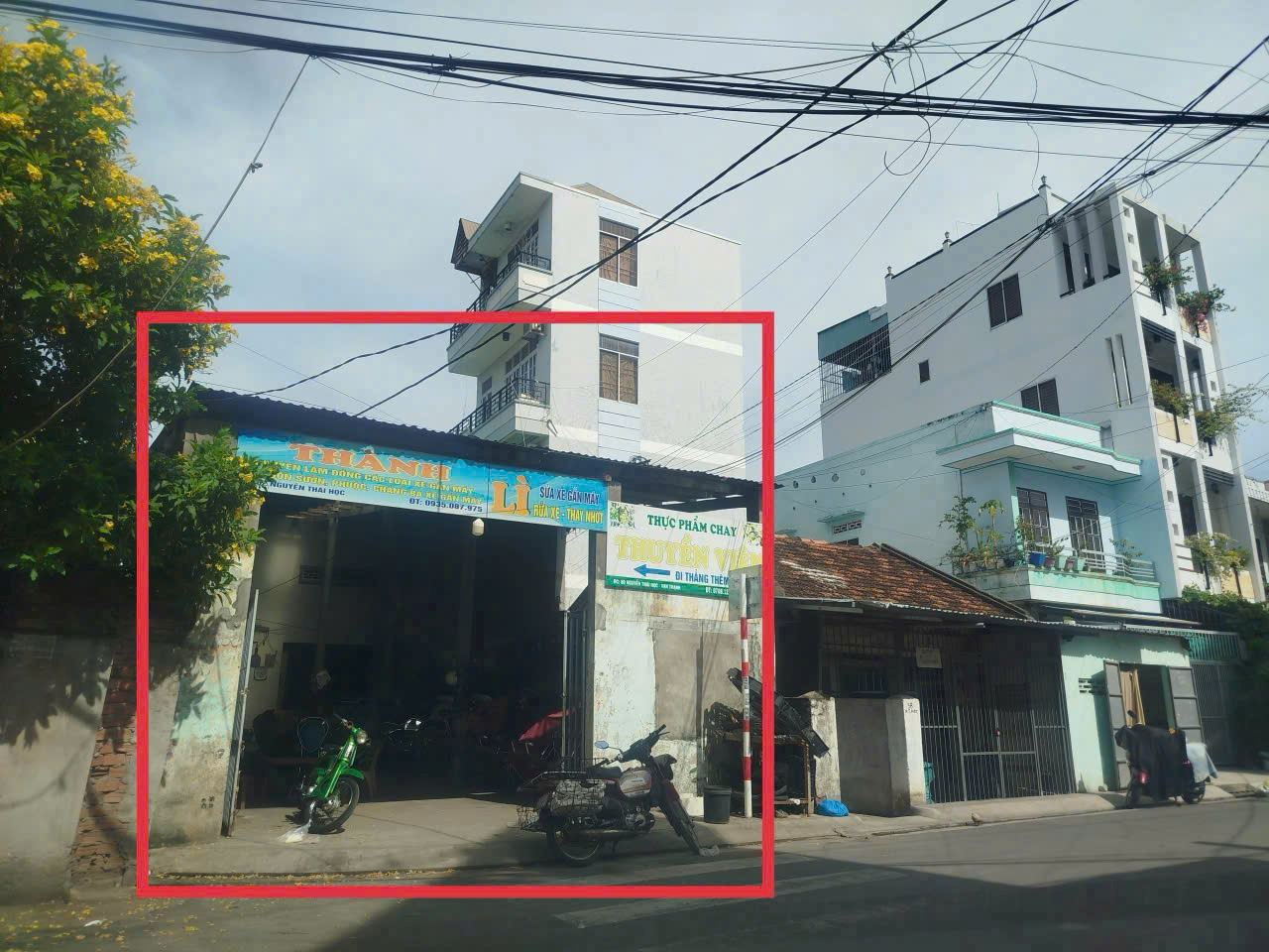 CHỈ TÍNH GIÁ ĐẤT TẶNG NHÀ CẤP 4 ĐƯỜNG NGUYỄN THÁI HỌC - P NHA TRANG Diện Tích: 143.4m Gi.á Bá.n : 13 Tỷ 500