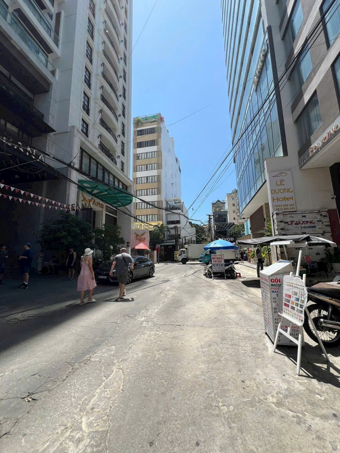 Bán đất khu phố tây quân trấn đường Hùng Vương - Nha TrangDt :Giá bán : 33 tỷ  226m2