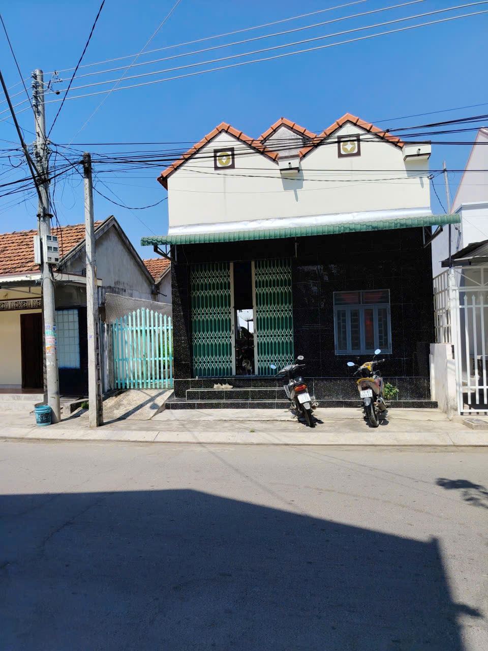 Nhà mặt tiền đường Minh Mạng, Ninh Hoà, Khánh Hòa Diện tích 195m2 giá 4 tỷ