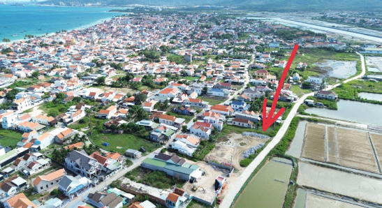 cần bán lô đất diện tích 96m2 giá bán 2,1 tỷ vui lòng liên hệ e Trinh